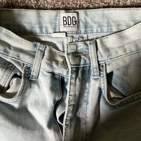 BDG Urban Outfitters Jeans - Picture 2 of 3